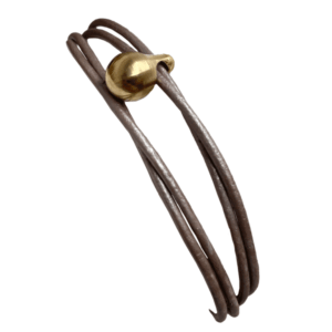 Charm Bracelet Leather Oyster/Gold Medium