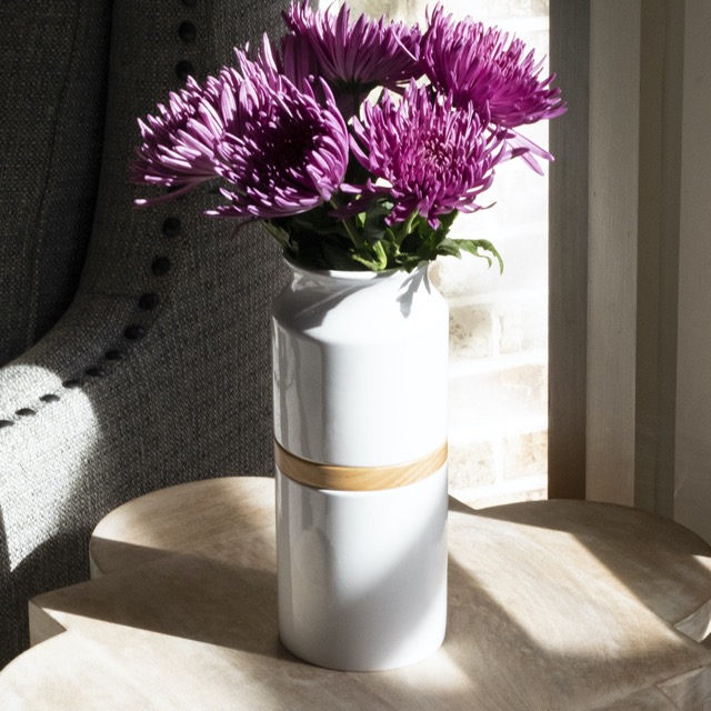 Fiori Vase White with Oak