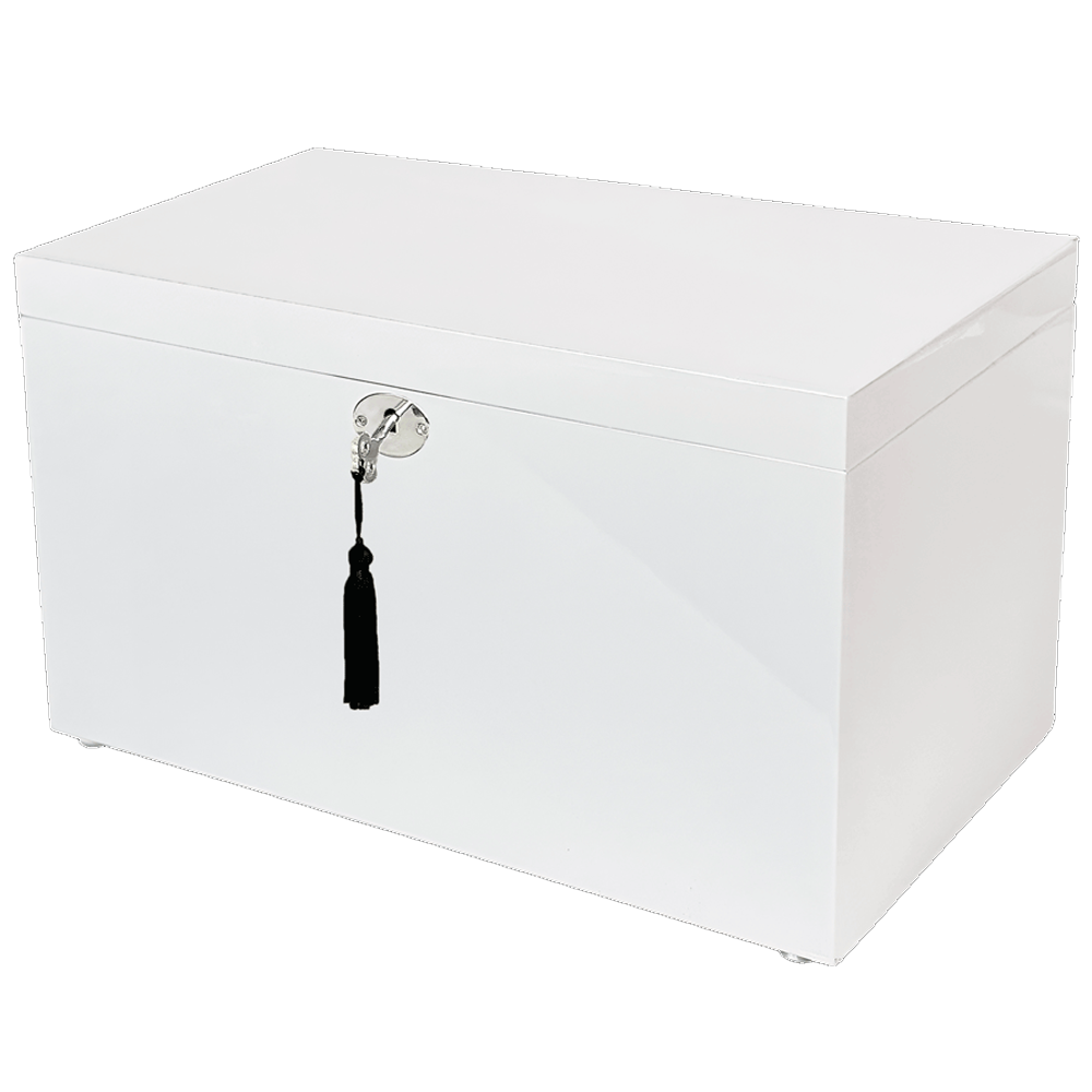 White Lacquer Memento Box
